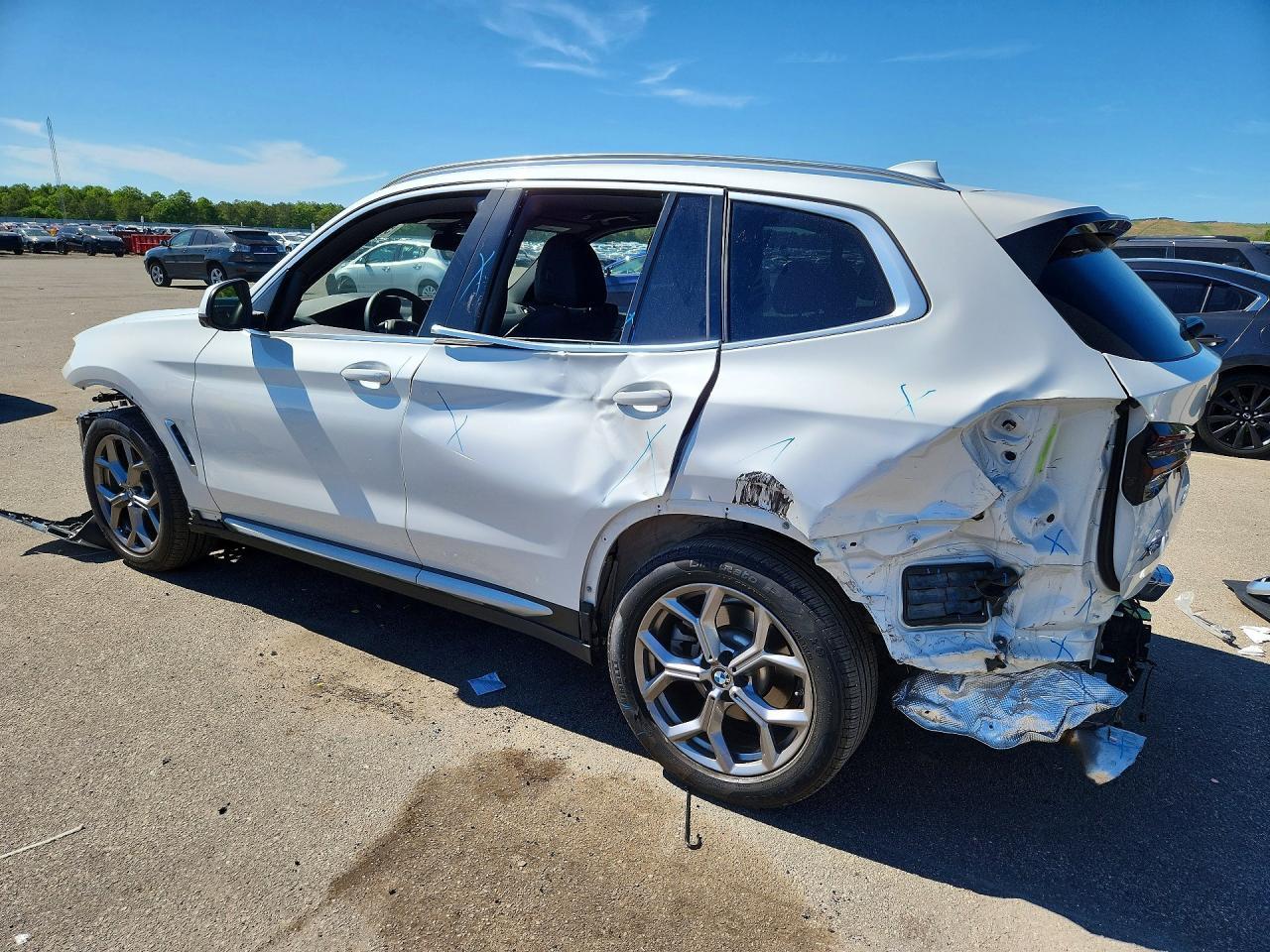 2024 BMW X3 xDrive30I - zdjęcie 2