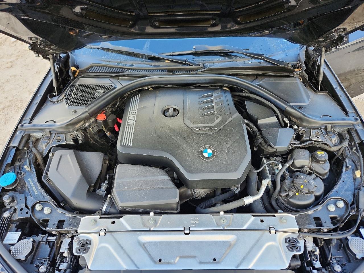 2021 BMW 330I - zdjęcie 11