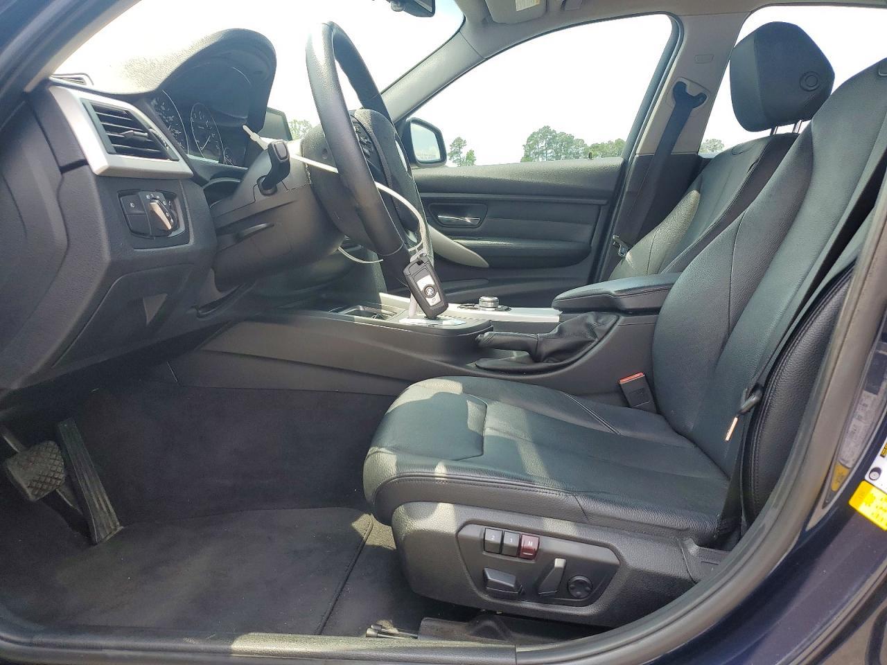 2013 BMW 328 I - zdjęcie 7