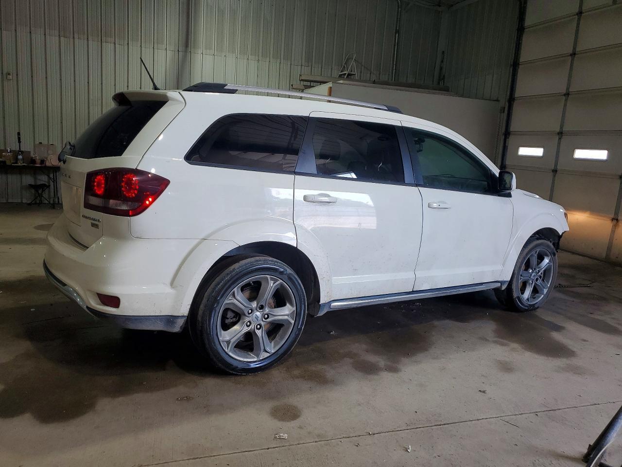 2018 Dodge Journey Crossroad - zdjęcie 3