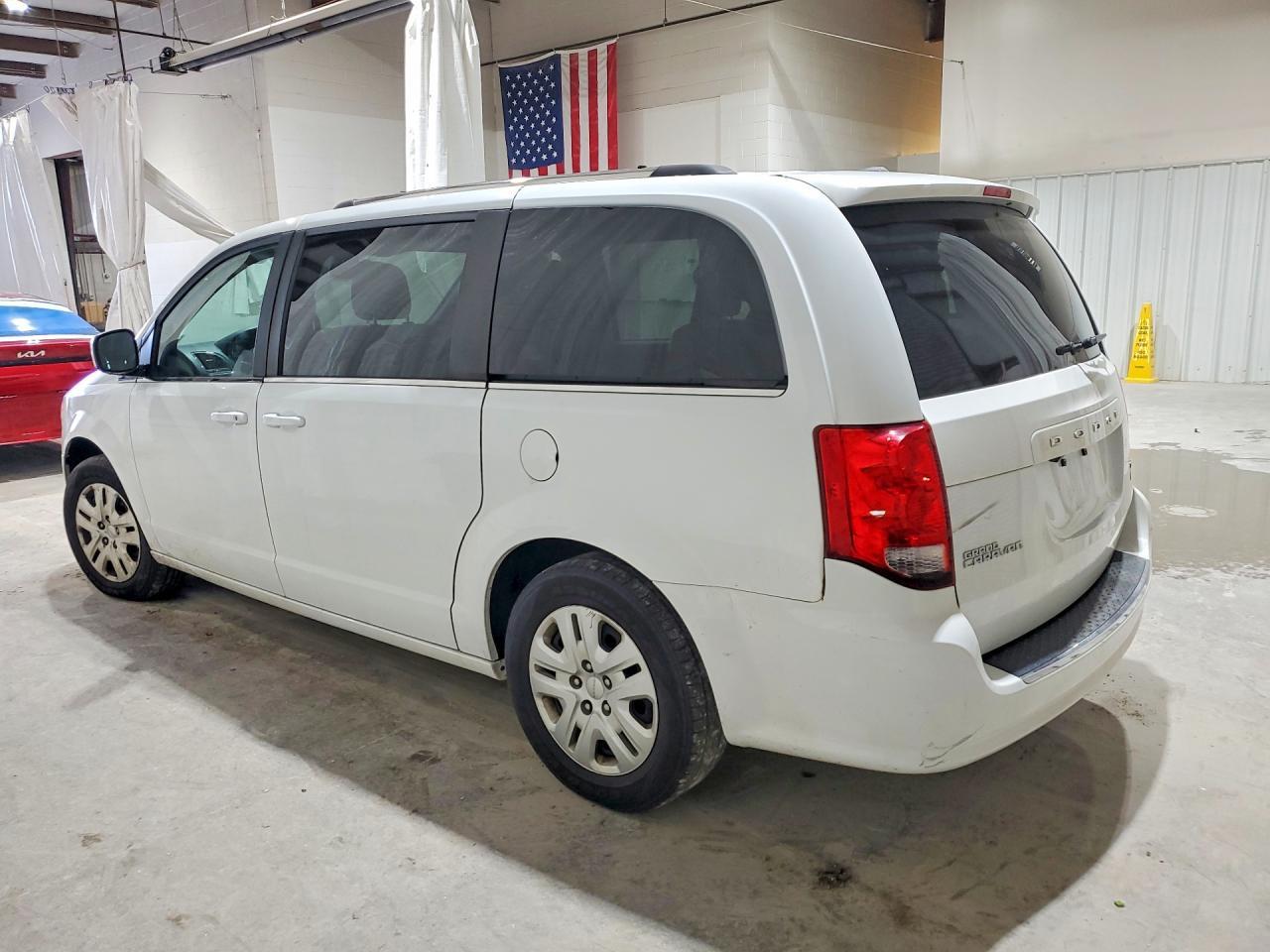 2019 Dodge Grand Caravan Sxt - zdjęcie 2