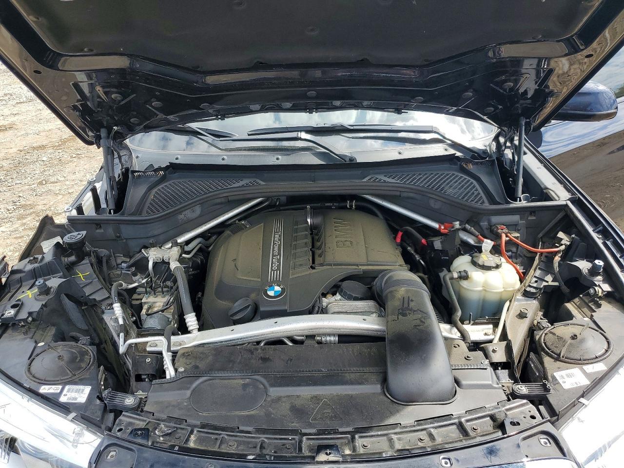 2016 BMW X5 xDrive35I - zdjęcie 12