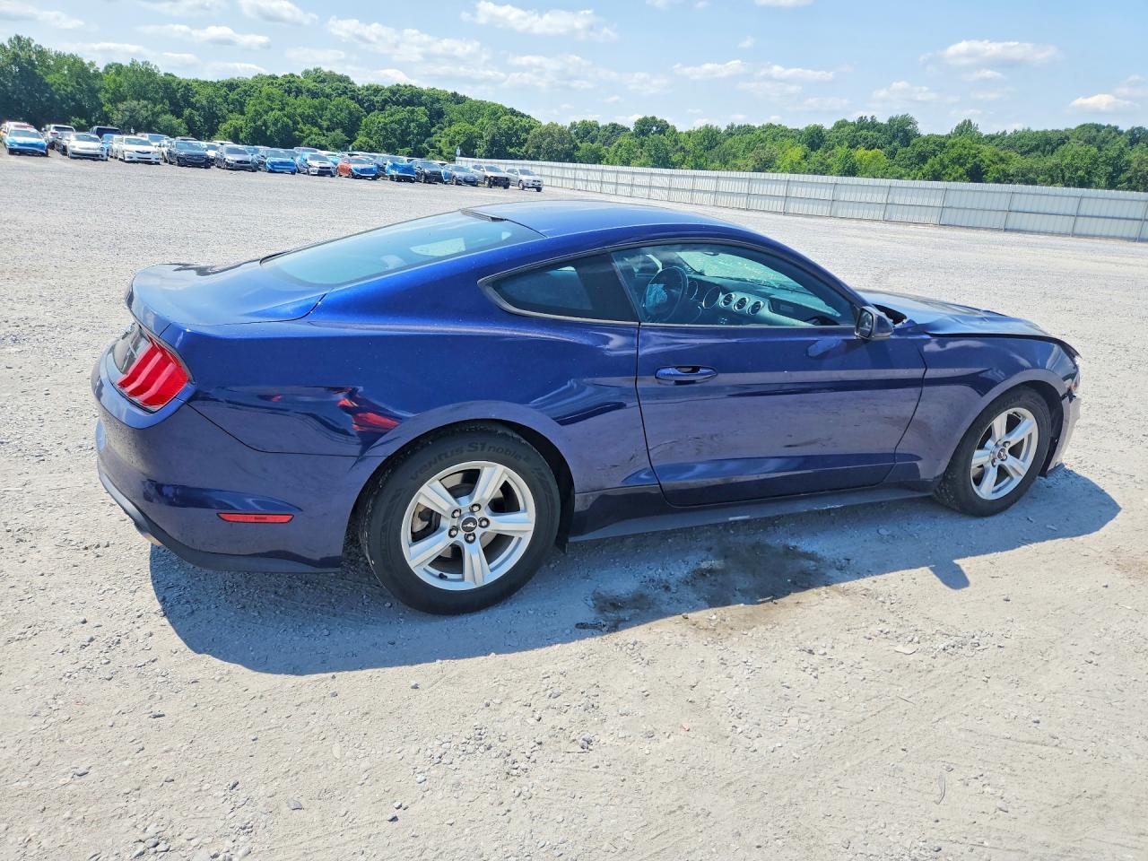 2018 Ford Mustang - zdjęcie 3