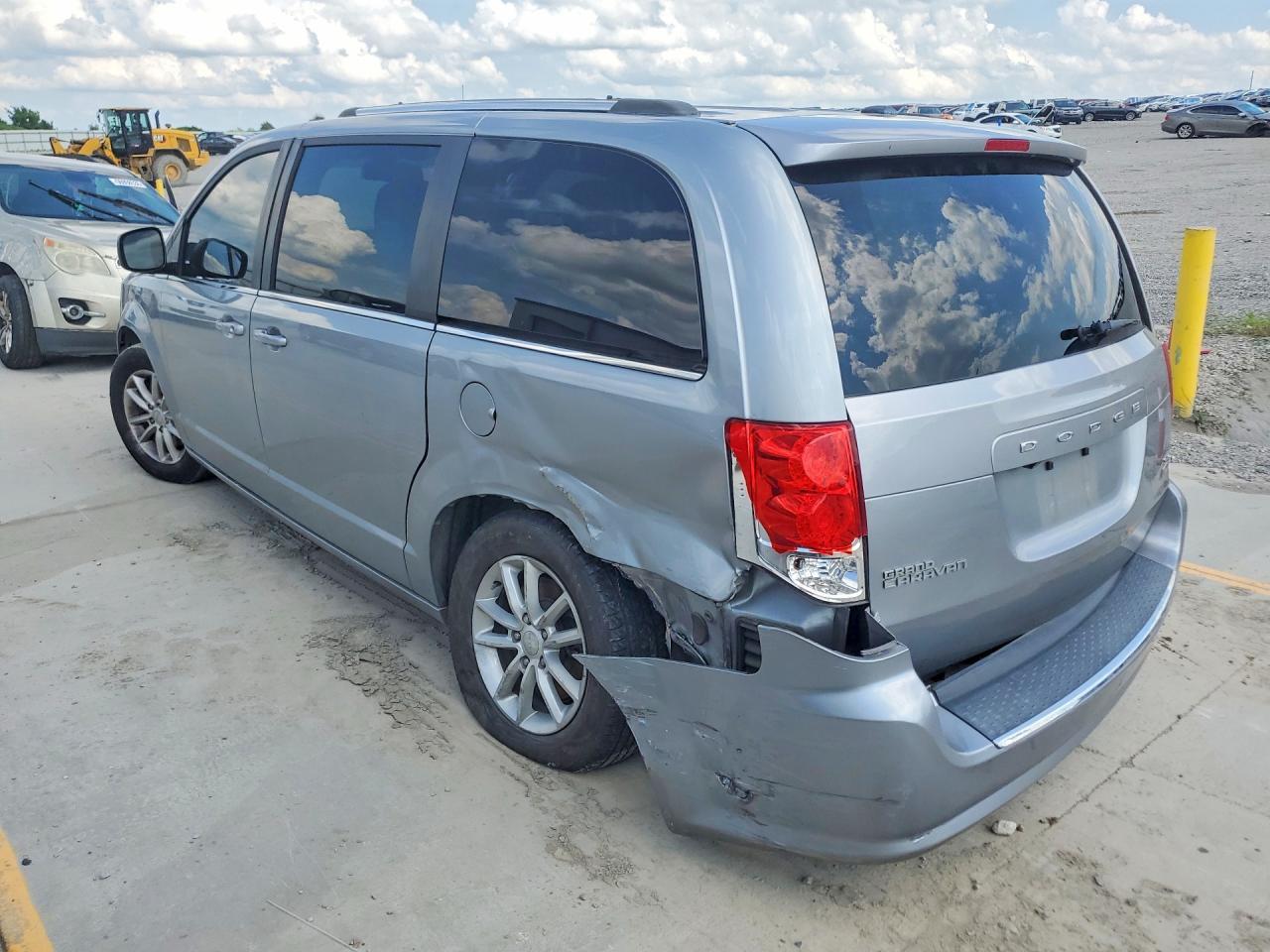 2019 Dodge Grand Caravan Sxt - zdjęcie 2