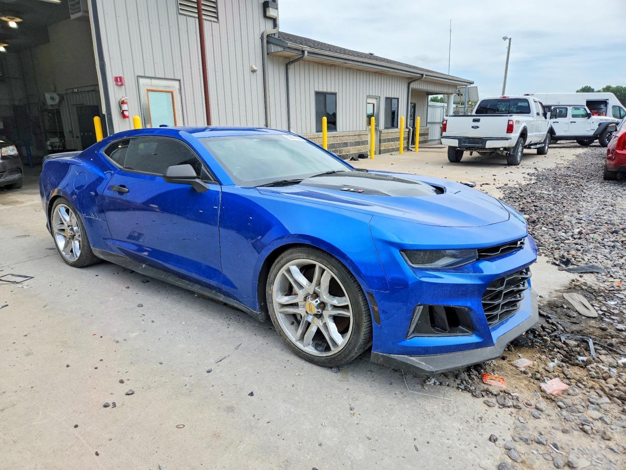 2017 Chevrolet Camaro Zl1 - zdjęcie 4