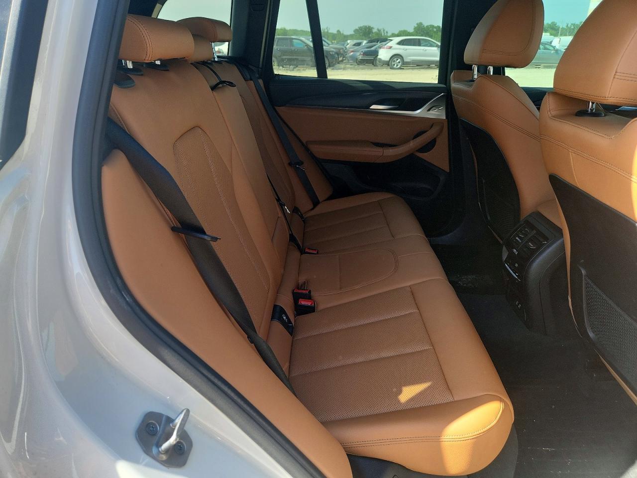 2022 BMW X3 M40I - zdjęcie 11