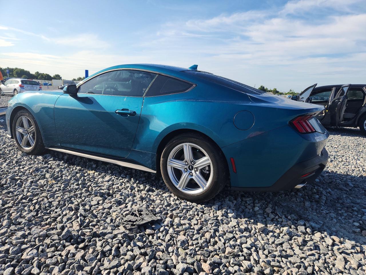 2026 Ford Mustang - zdjęcie 2