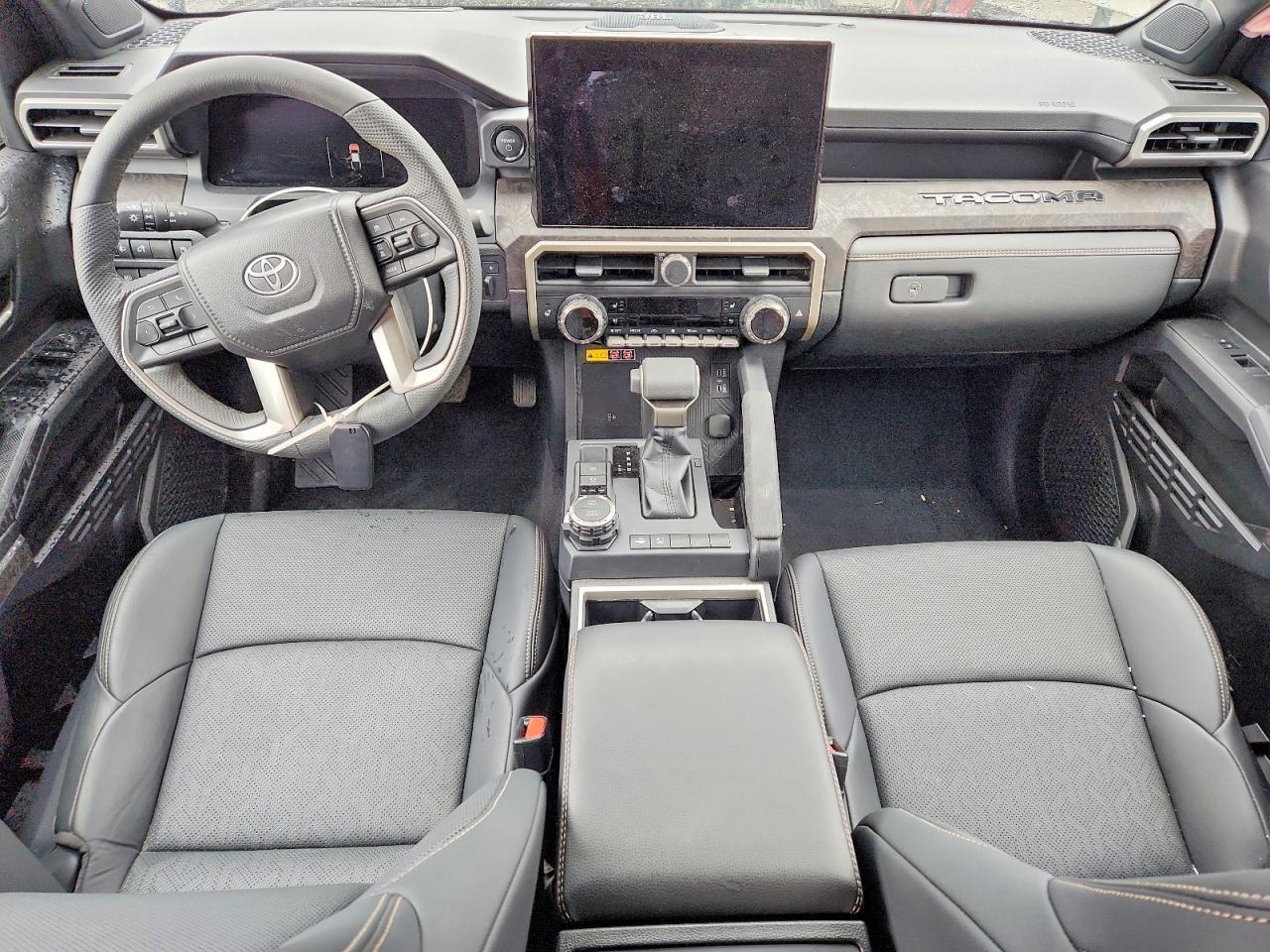2025 Toyota Tacoma Limited Hv - zdjęcie 8