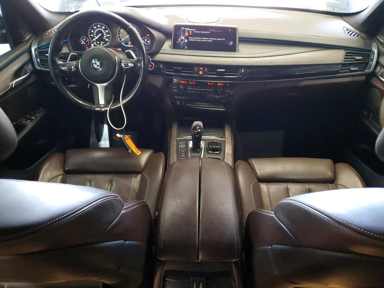 2016 BMW X5 xDrive50I - zdjęcie 8