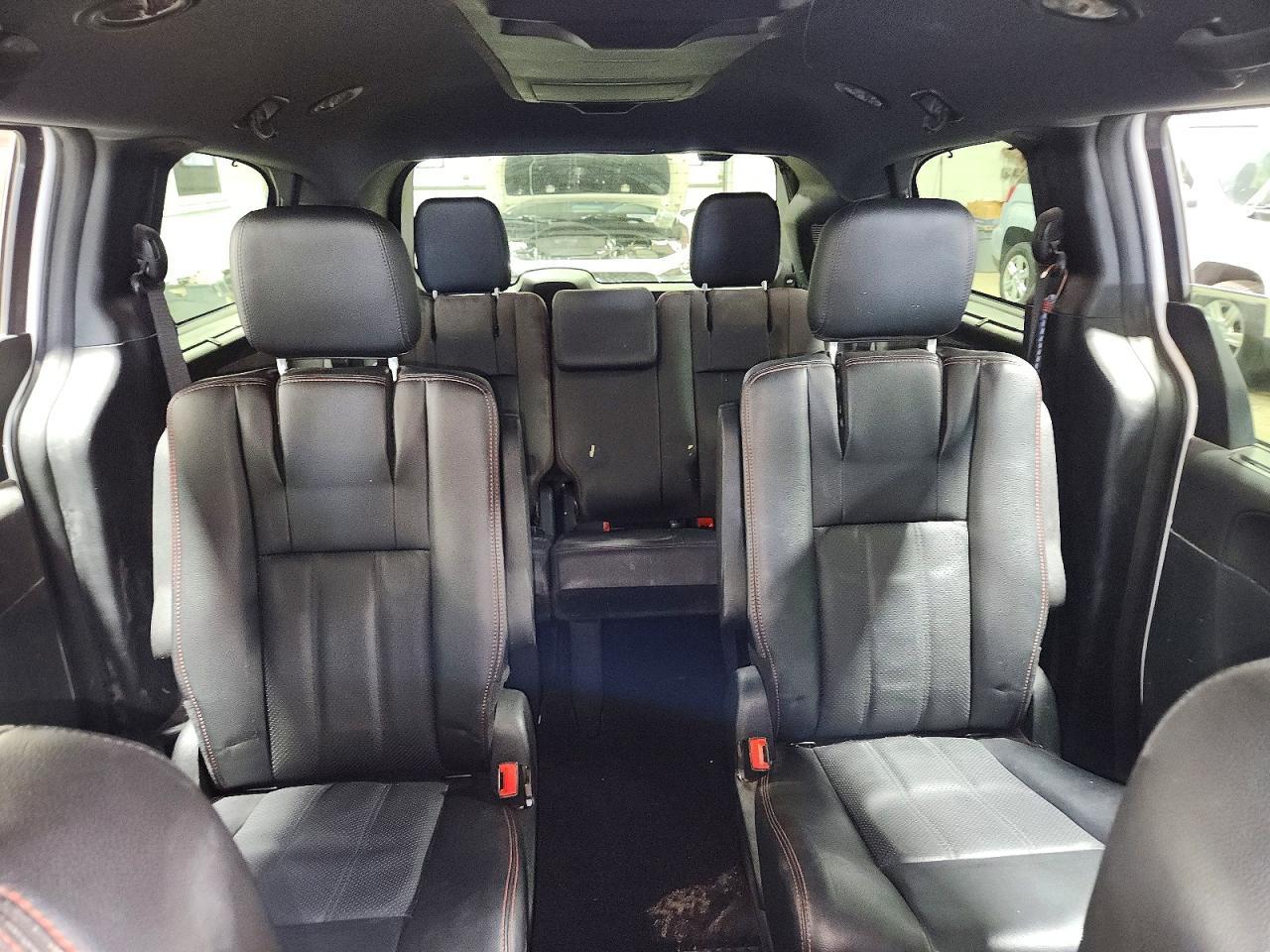 2014 Dodge Grand Caravan R - zdjęcie 10