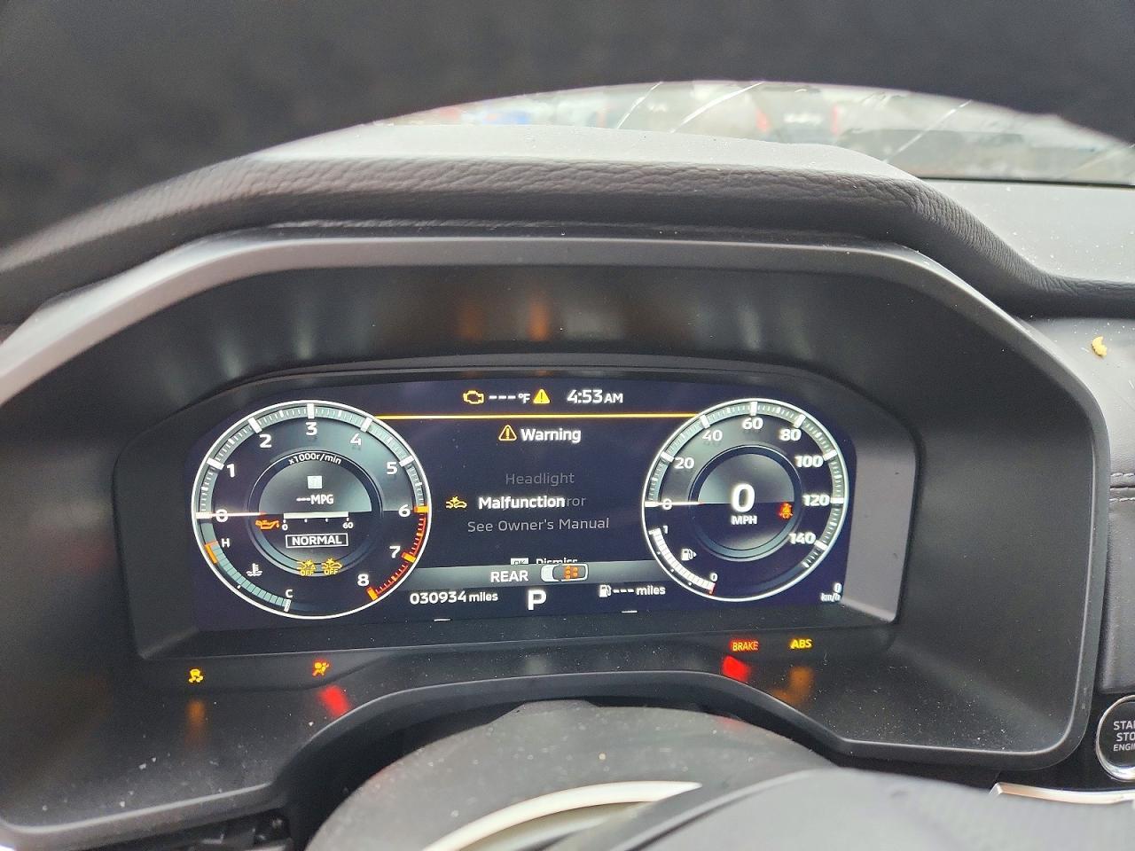 2024 Mitsubishi Outlander Se - zdjęcie 9