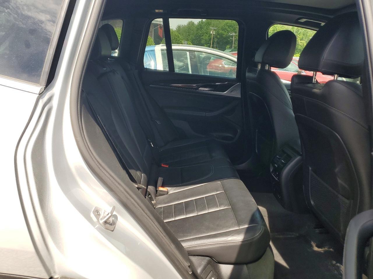 2021 BMW X3 xDrive30I - zdjęcie 11