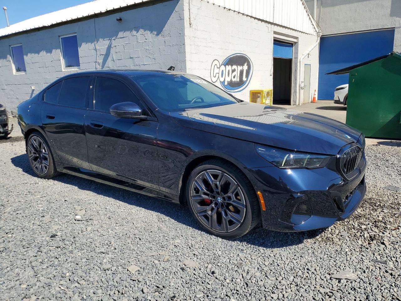 2024 BMW 530 Xi - zdjęcie 4