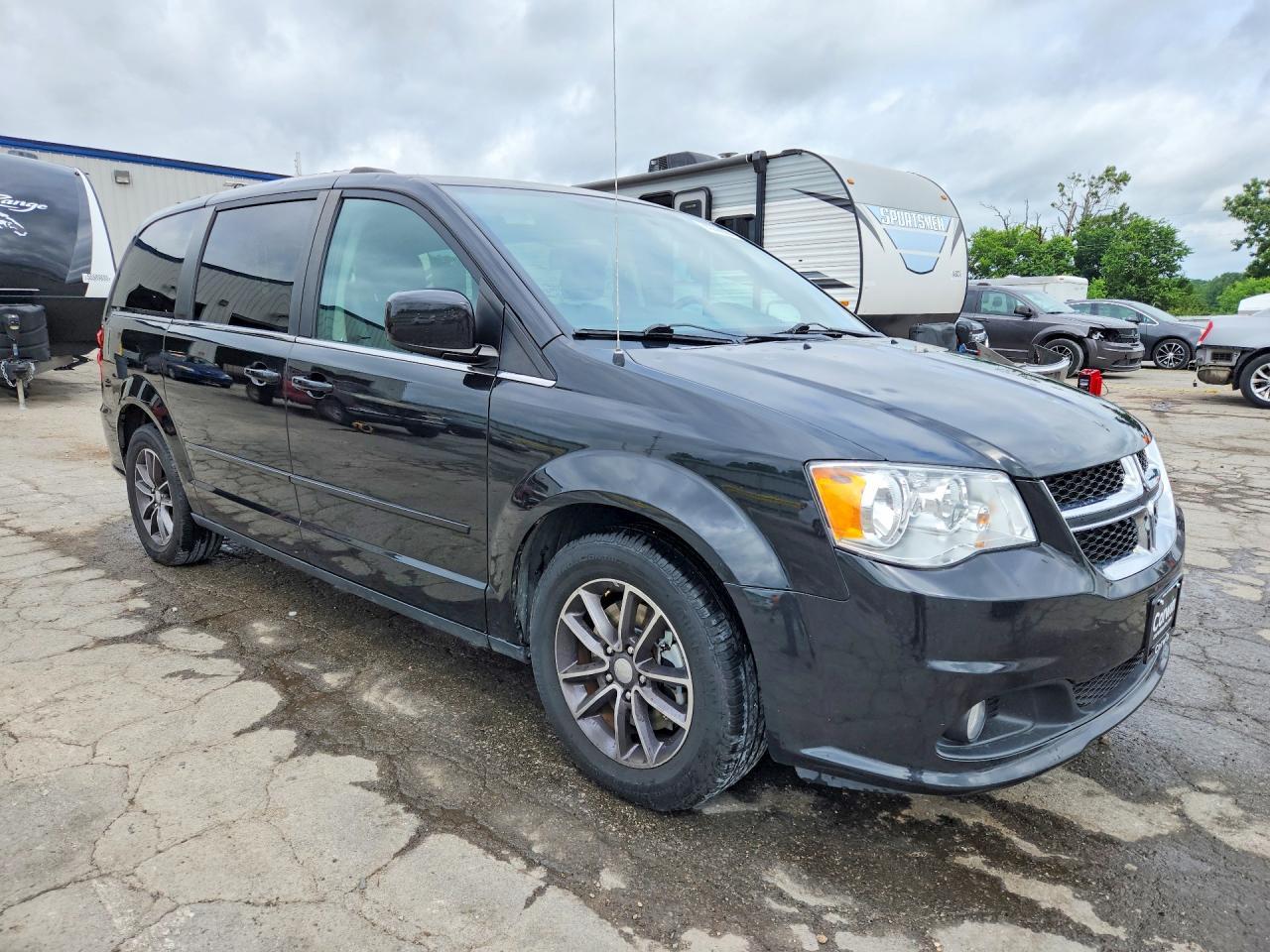 2017 Dodge Grand Caravan Sxt - zdjęcie 4
