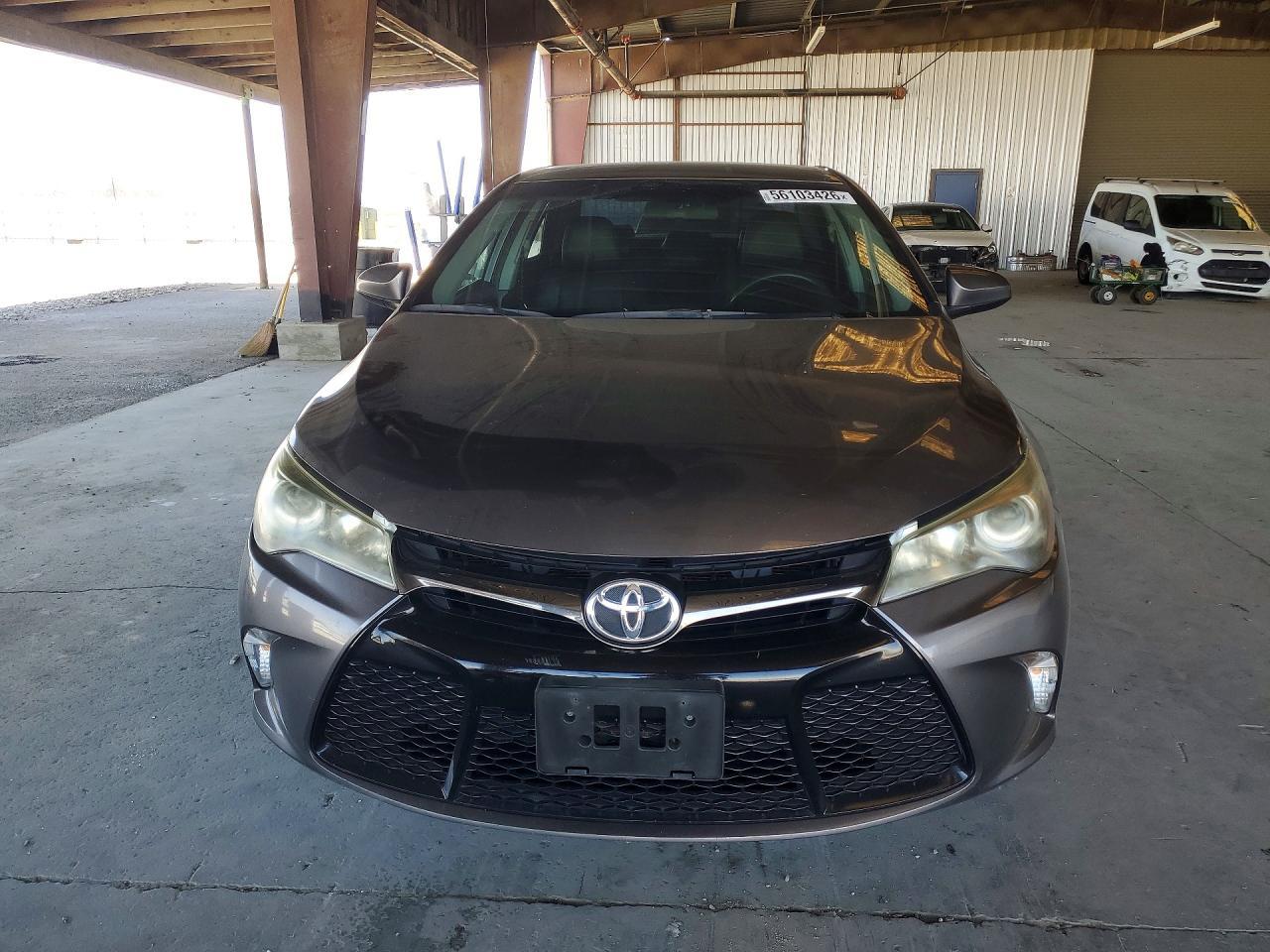 2017 Toyota Camry Se - zdjęcie 5