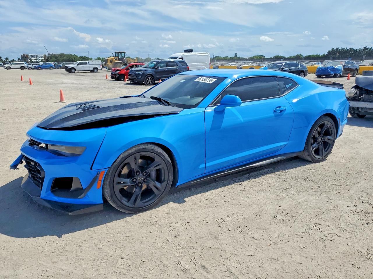2022 Chevrolet Camaro Lt1 - zdjęcie główne