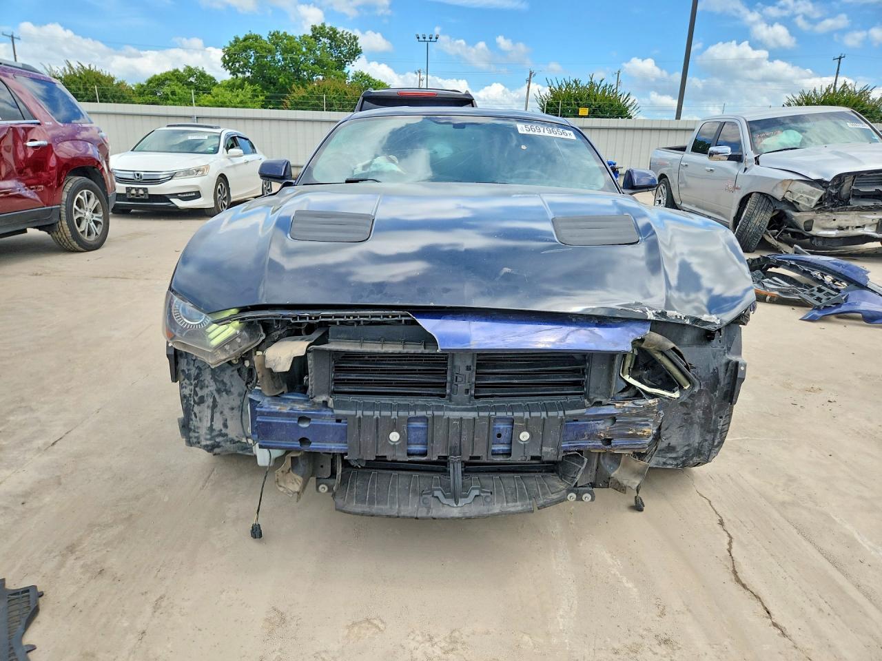 2019 Ford Mustang - zdjęcie 5
