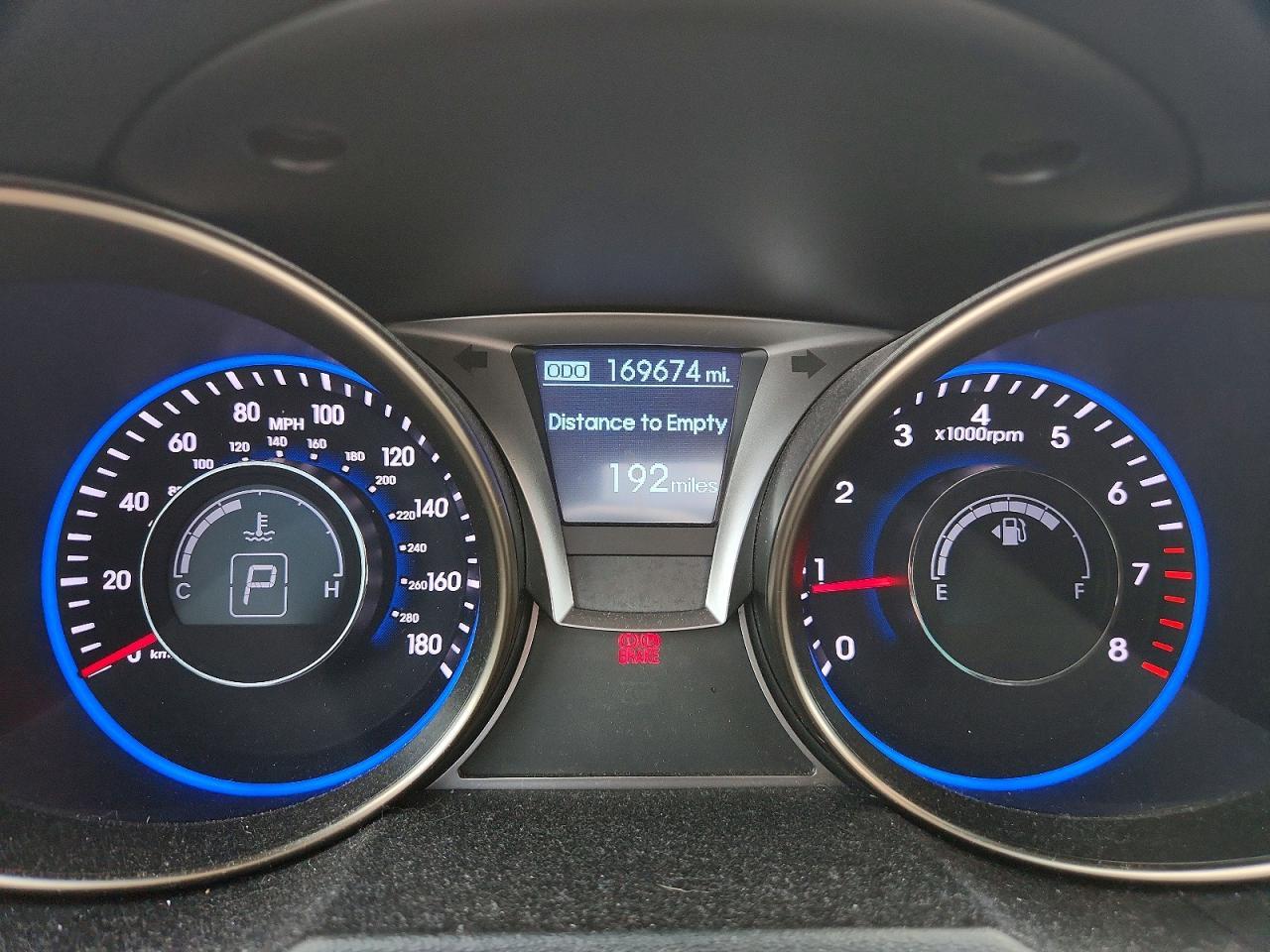2013 Hyundai Genesis Coupe - zdjęcie 9