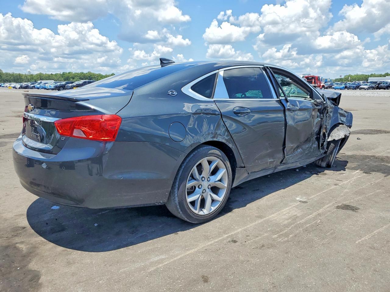 2015 Chevrolet Impala Lt - zdjęcie 3
