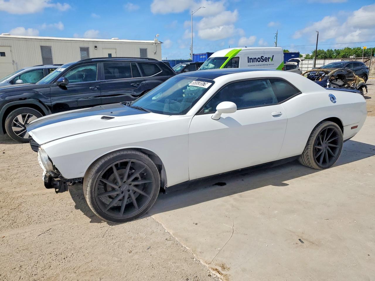Dodge Challenger - zdjęcie 1
