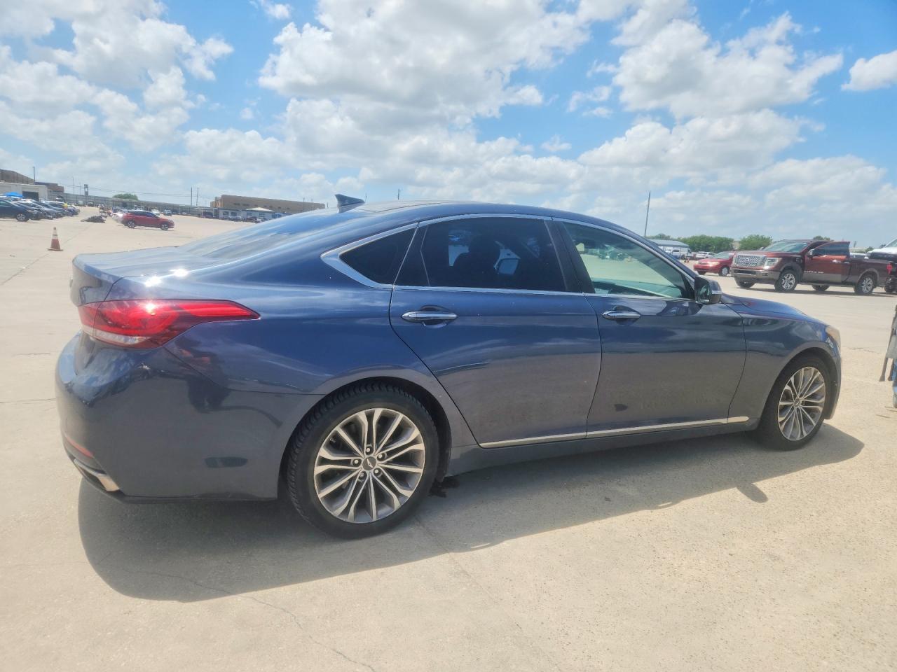 2015 Hyundai Genesis 3.8L - zdjęcie 3