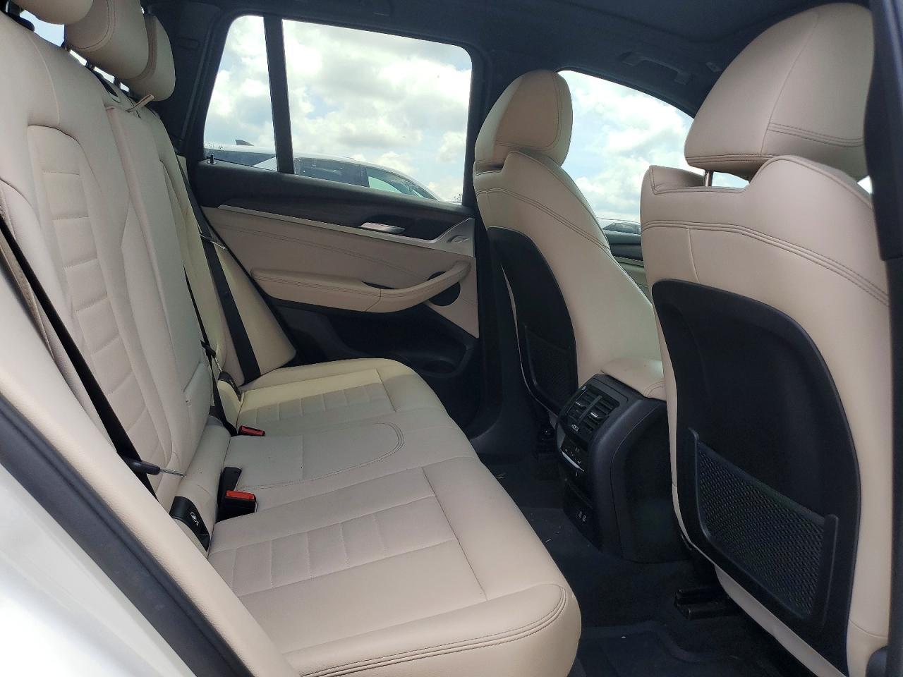 2020 BMW X3 Sdrive30I - zdjęcie 10
