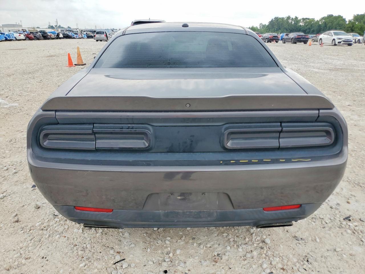 2018 Dodge Challenger R/T - zdjęcie 6