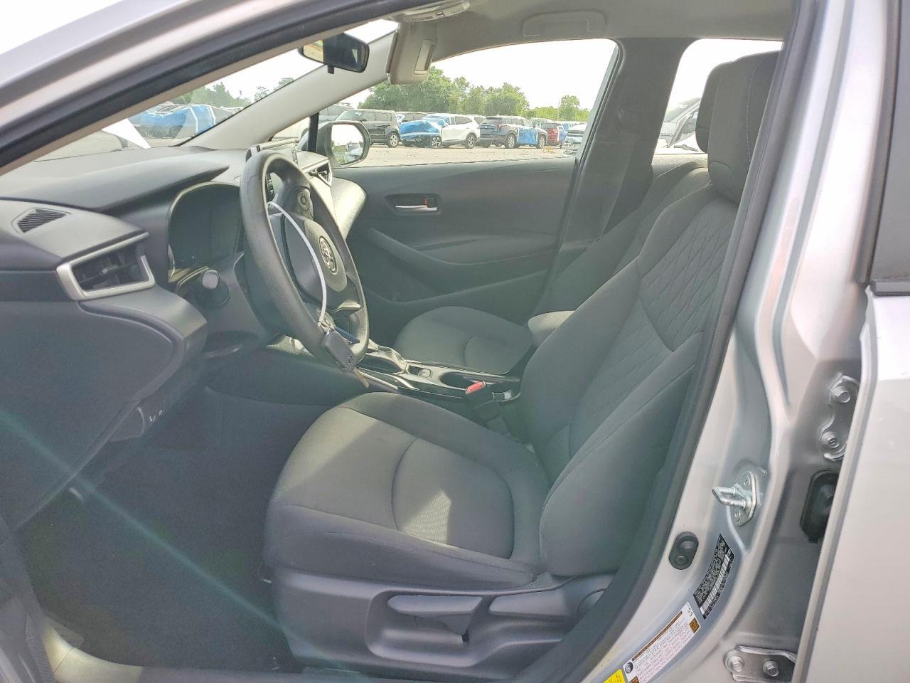 2020 Toyota Corolla Le - zdjęcie 7