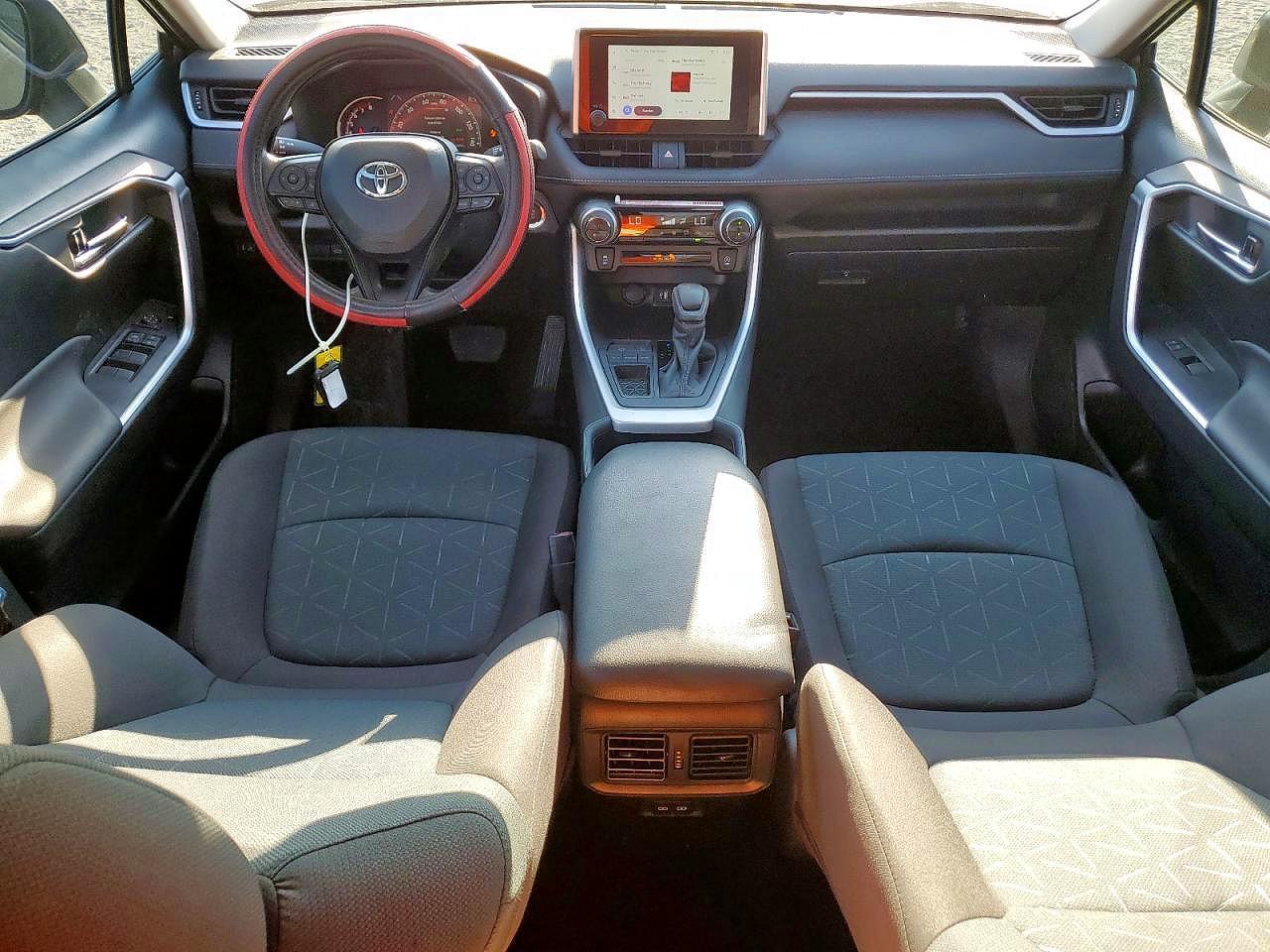 2025 Toyota Rav4 Xle - zdjęcie 8