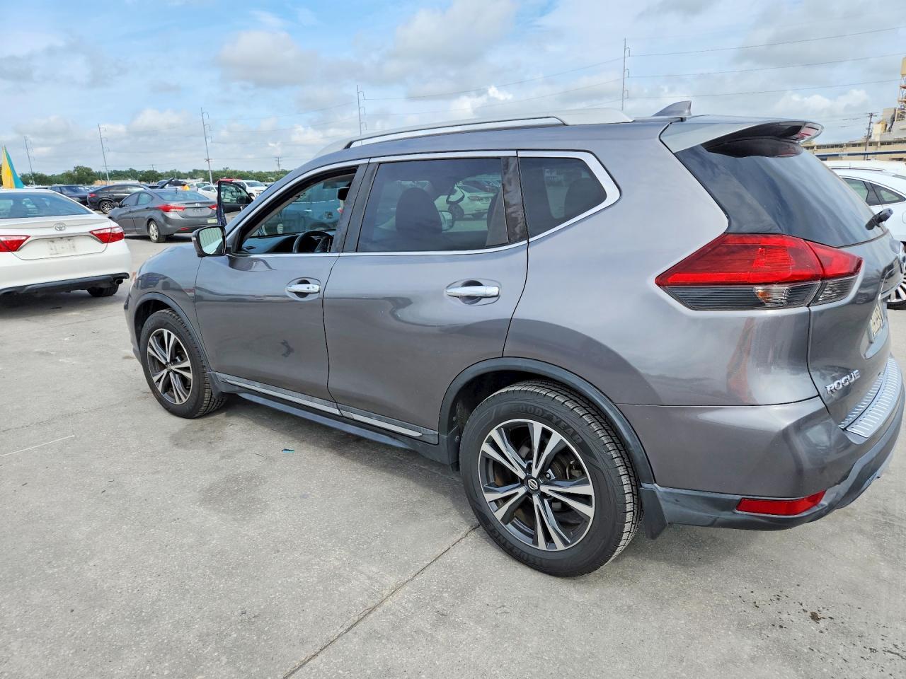 2018 Nissan Rogue Sl - zdjęcie 2