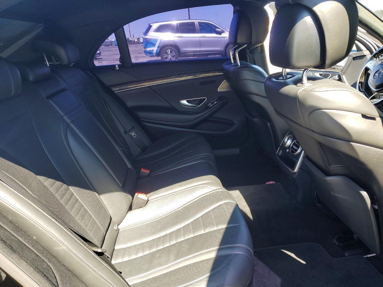2015 Mercedes-Benz S 550 - zdjęcie 10