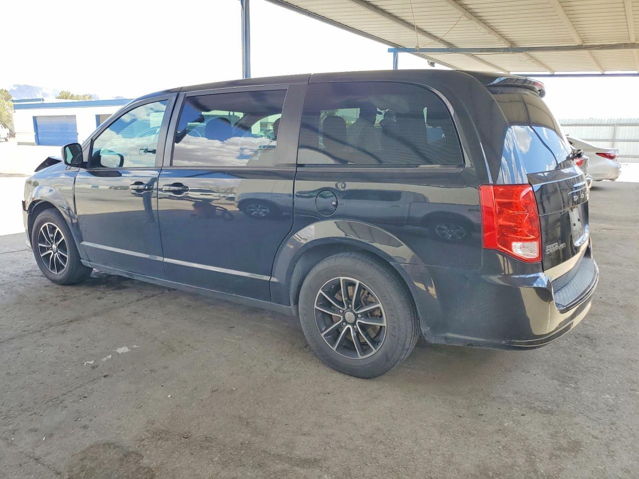 2019 Dodge Grand Caravan Sxt - zdjęcie 2