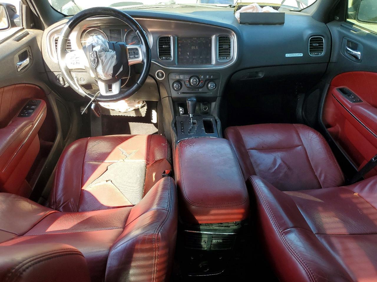2014 Dodge Charger R - zdjęcie 8