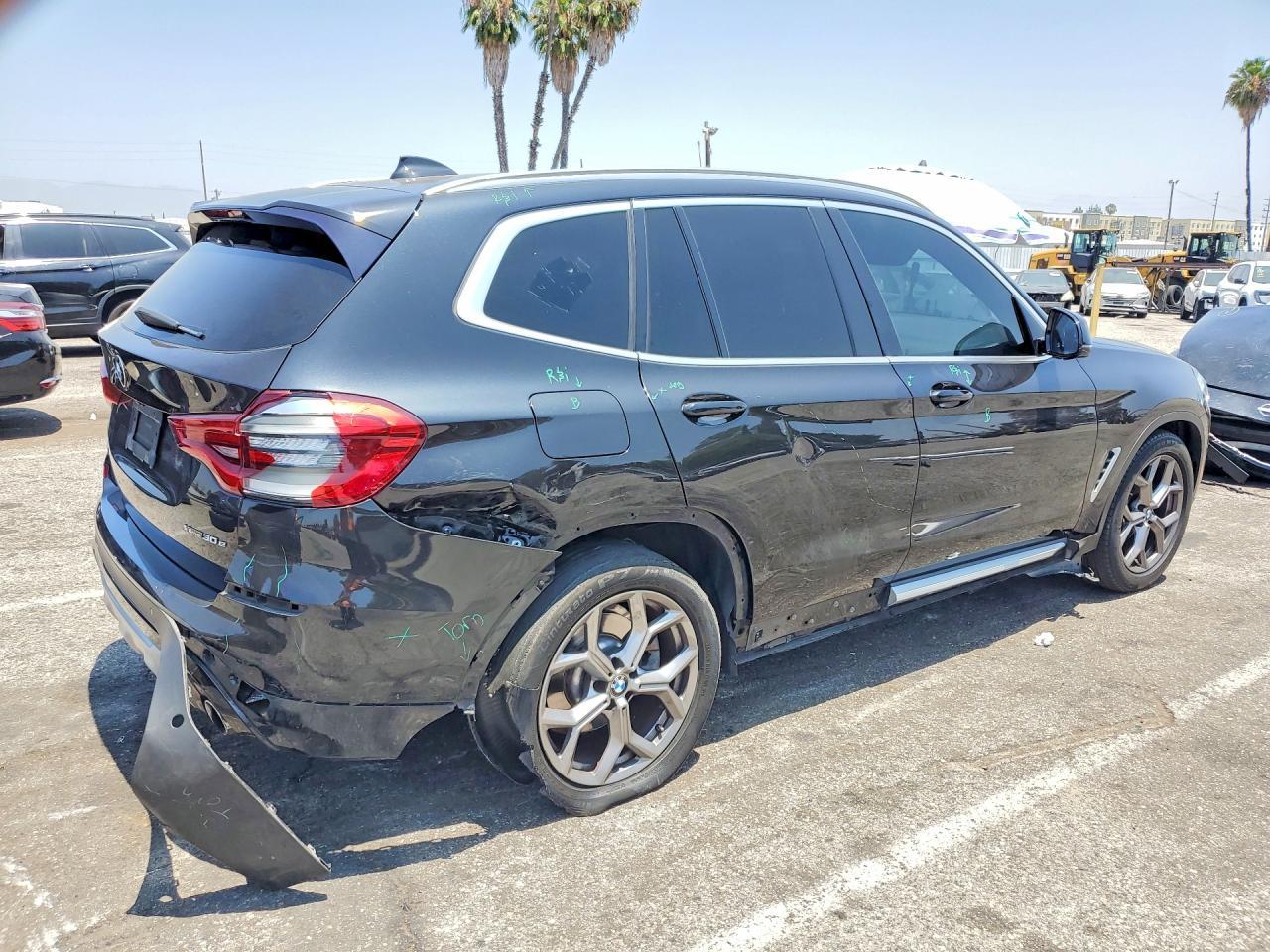BMW X3 - zdjęcie 3
