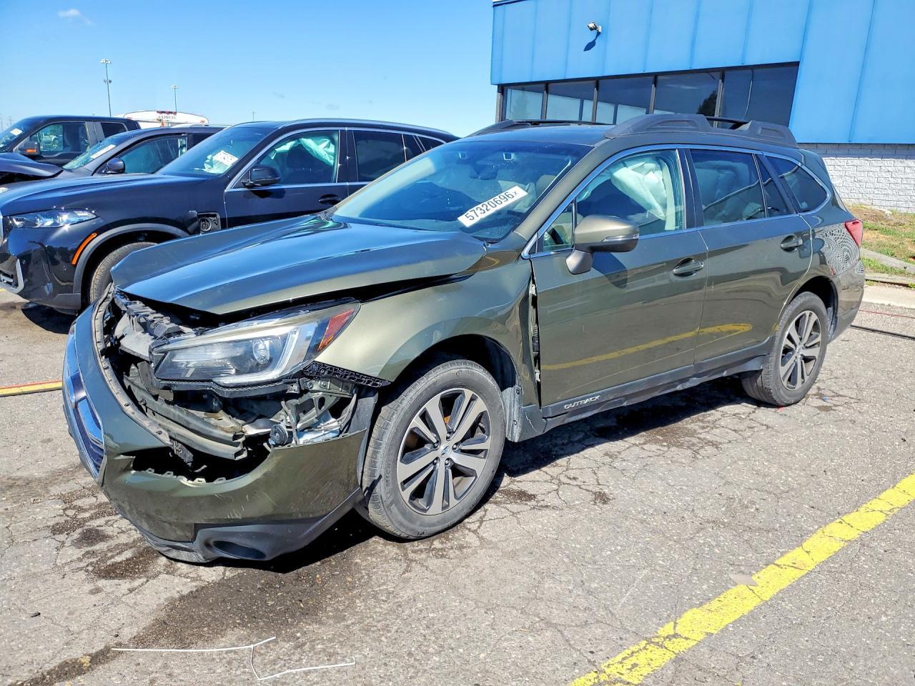 2018 Subaru Outback 2.5I Limited - zdjęcie główne