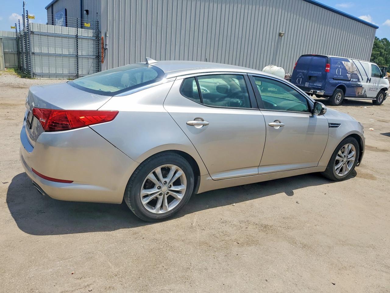 2013 Kia Optima Lx - zdjęcie 3