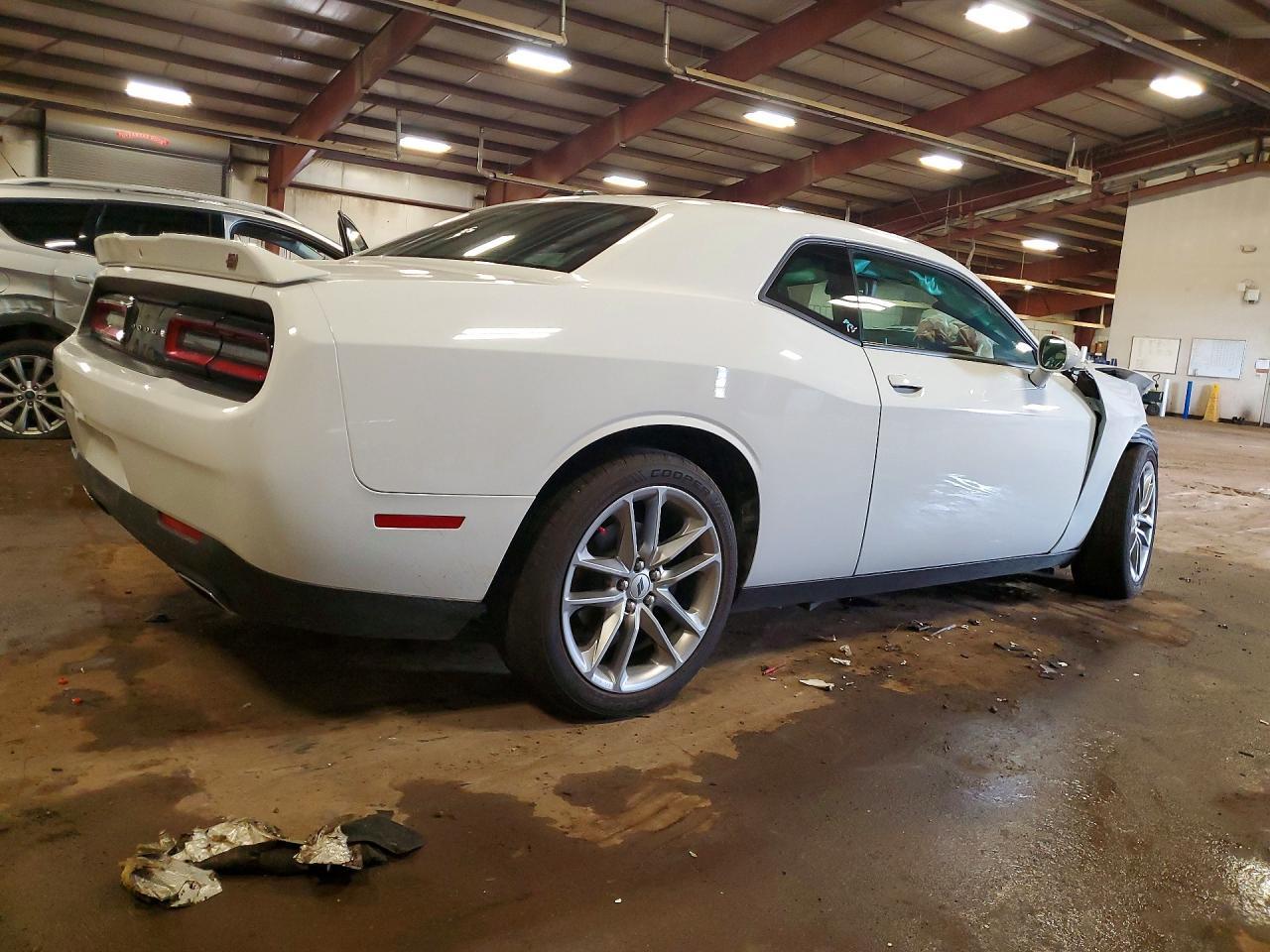 2022 Dodge Challenger Gt - zdjęcie 3