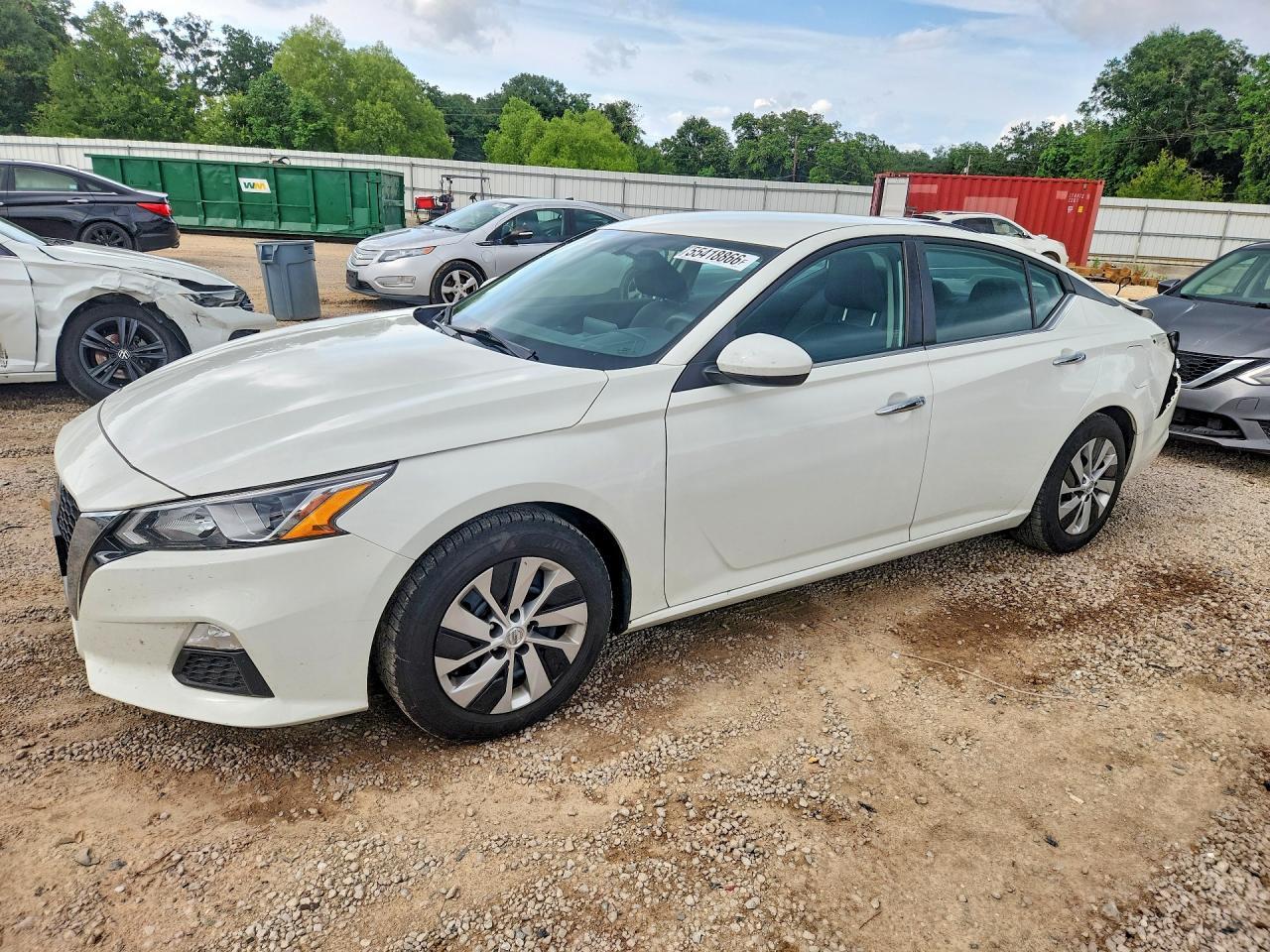 2020 Nissan Altima S - zdjęcie główne