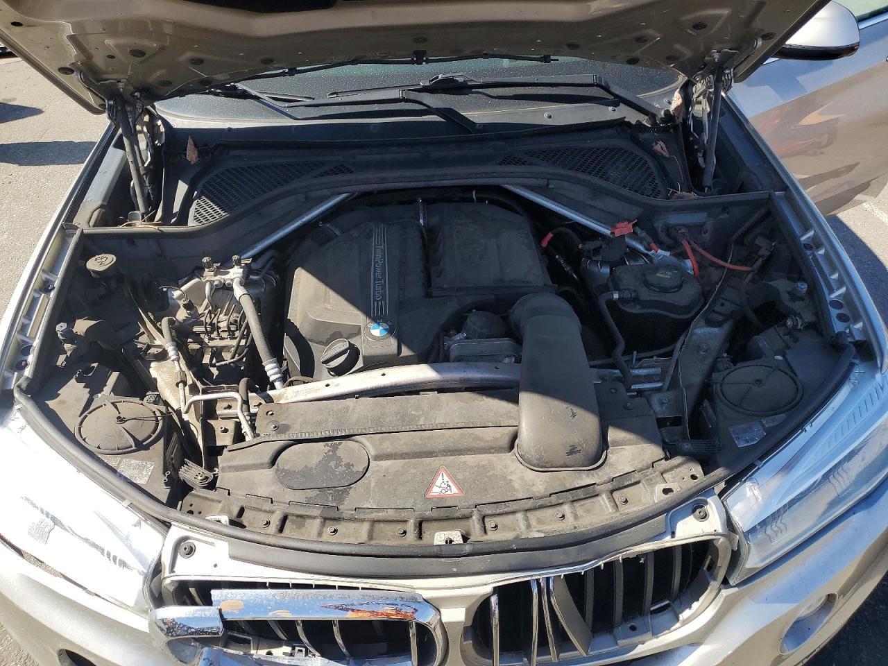 2015 BMW X5 - zdjęcie 11