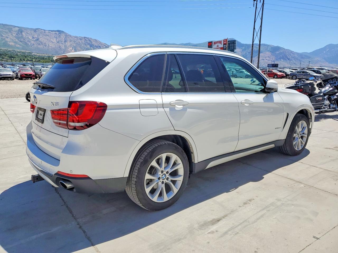 2015 BMW X5 xDrive35I - zdjęcie 3
