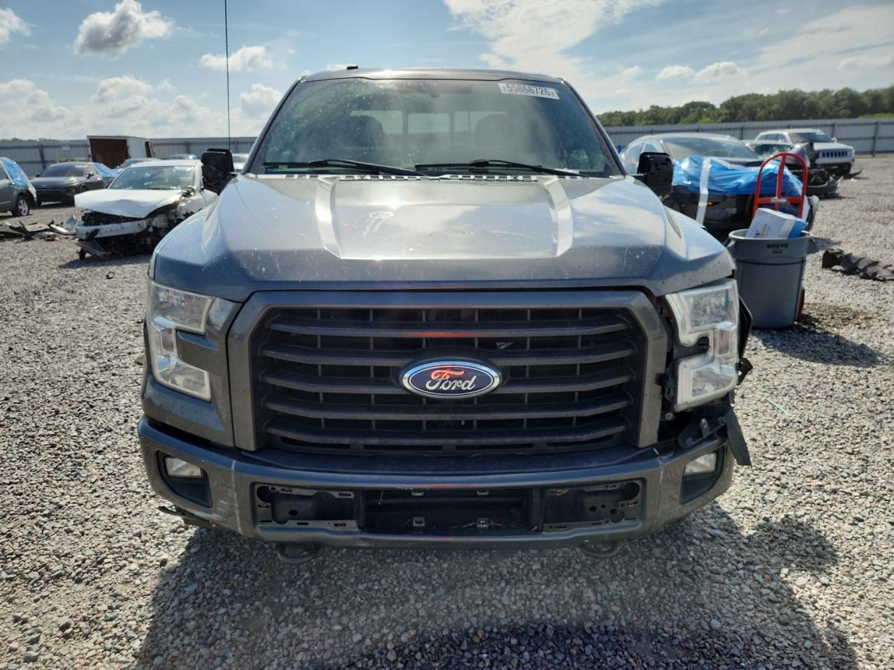 2017 Ford F150 Supercrew - zdjęcie 5