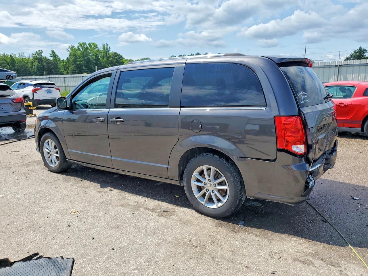 2019 Dodge Grand Caravan Sxt - zdjęcie 2