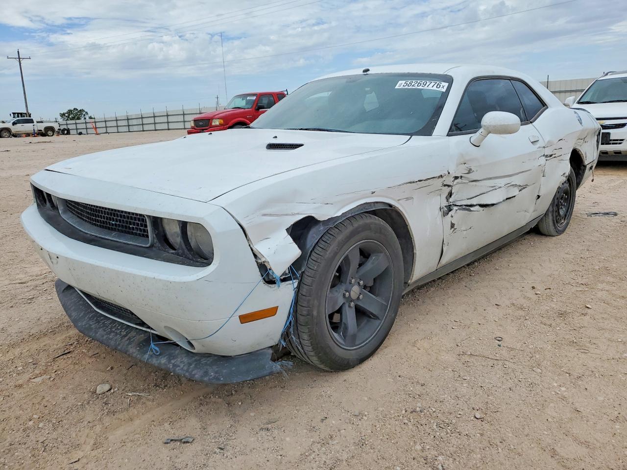 2014 Dodge Challenger Sxt - zdjęcie główne
