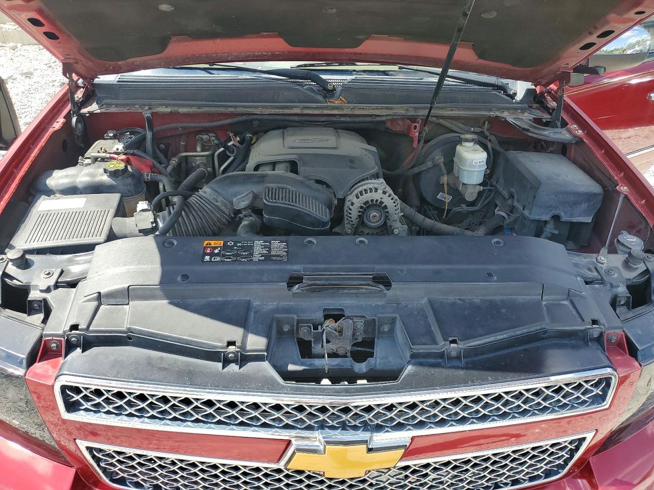 2014 Chevrolet Suburban K1500 Ltz - zdjęcie 12