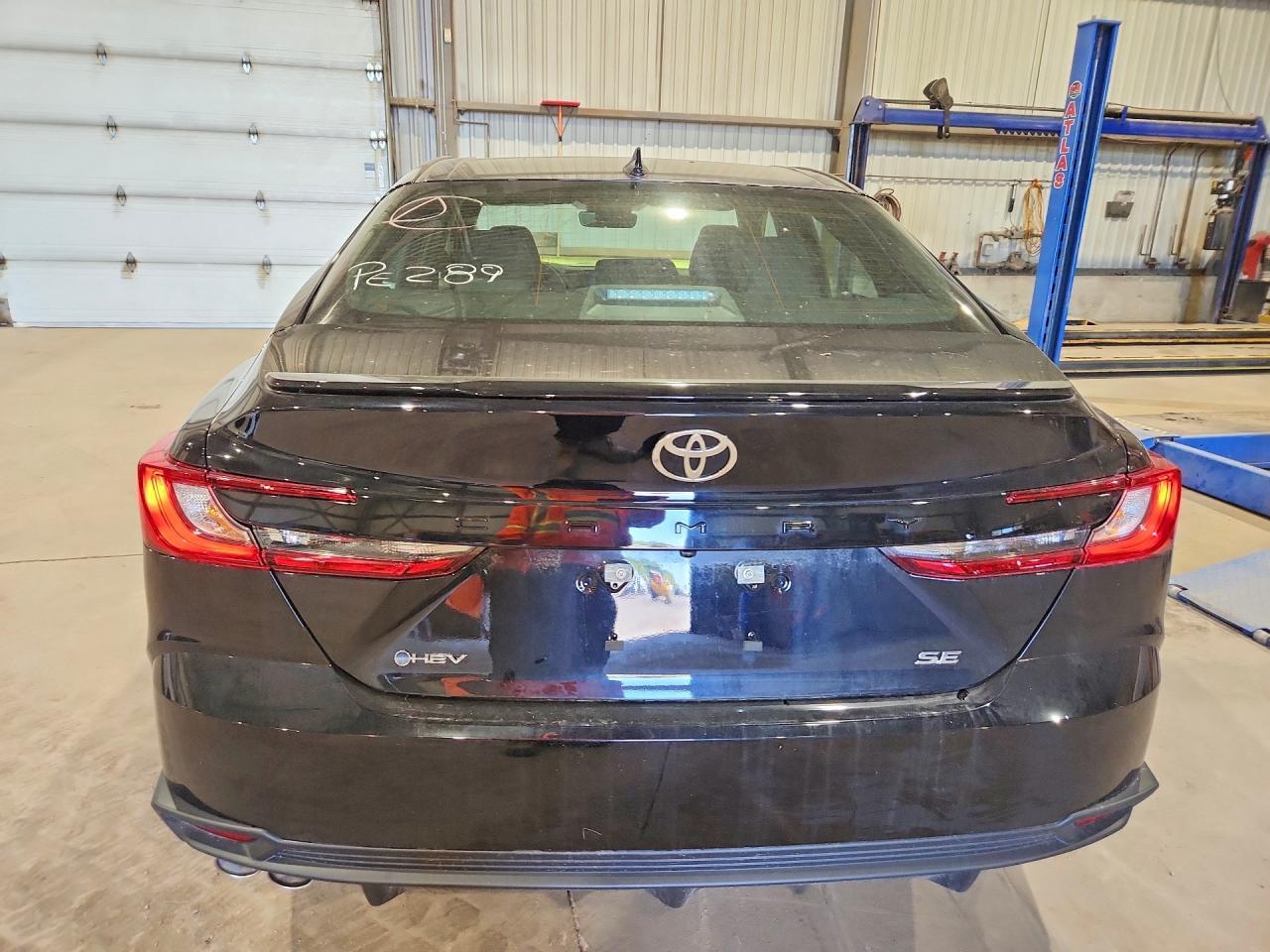 2026 Toyota Camry Xse - zdjęcie 6