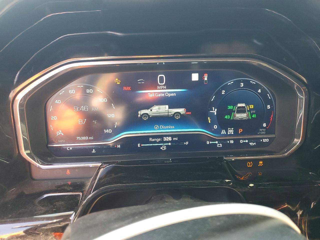 2023 Chevrolet Silverado K1500 Ltz - zdjęcie 9