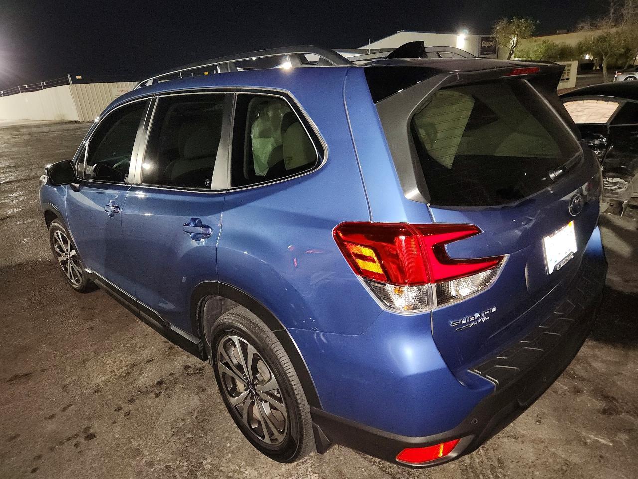 2024 Subaru Forester Limited - zdjęcie 2