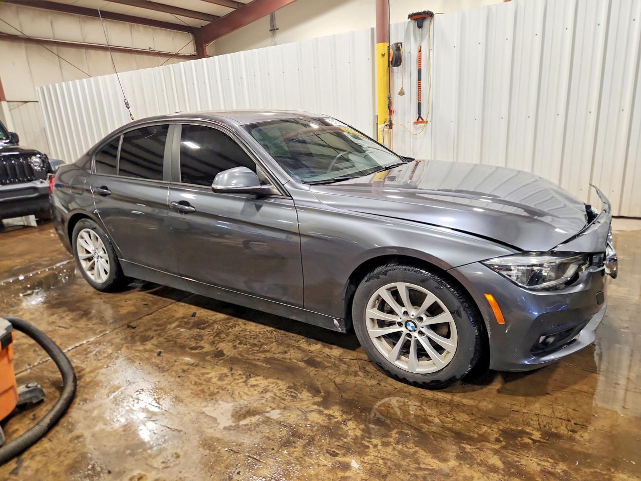 2018 BMW 320 Xi - zdjęcie 4