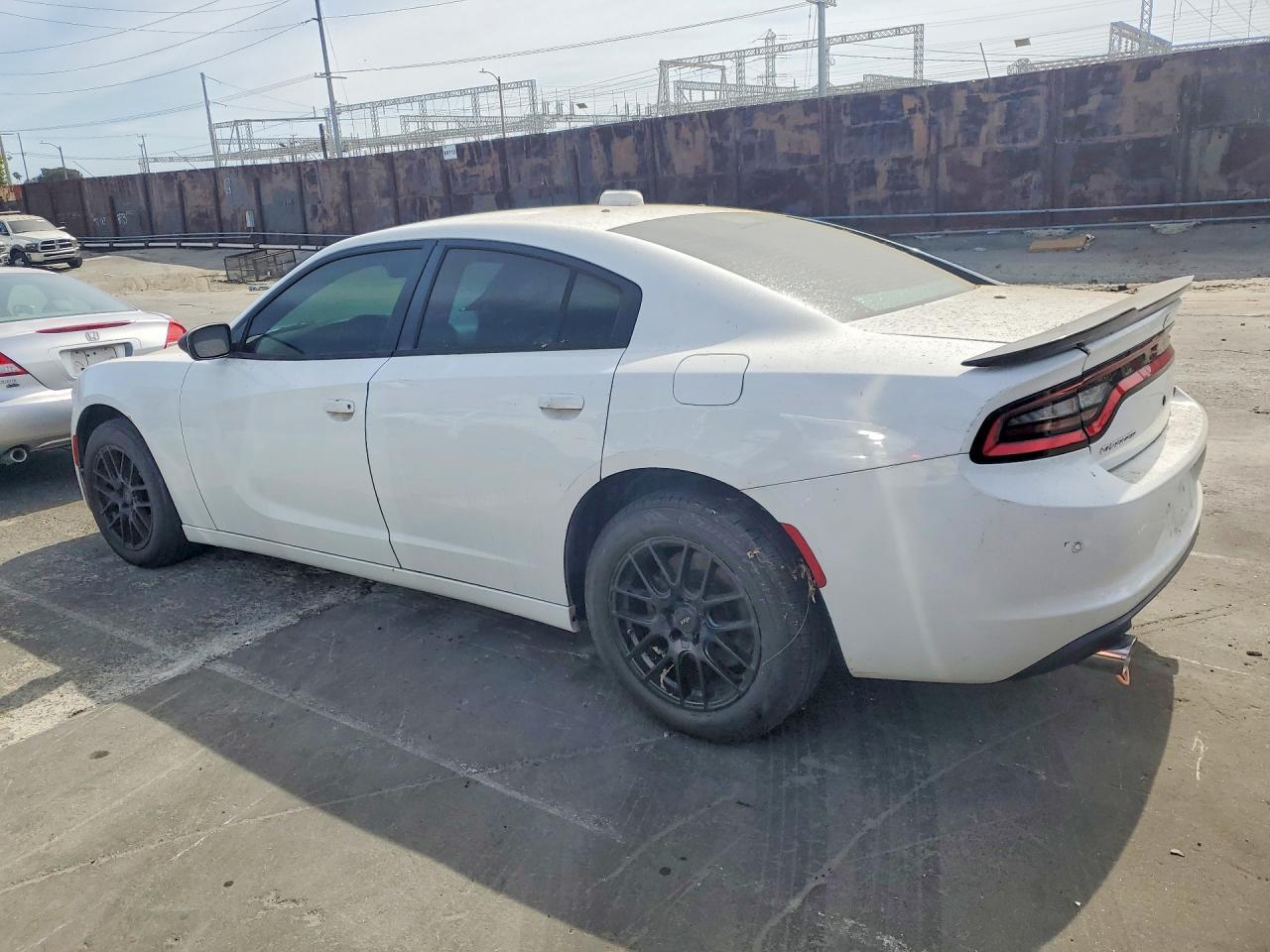 2016 Dodge Charger Police - zdjęcie 2