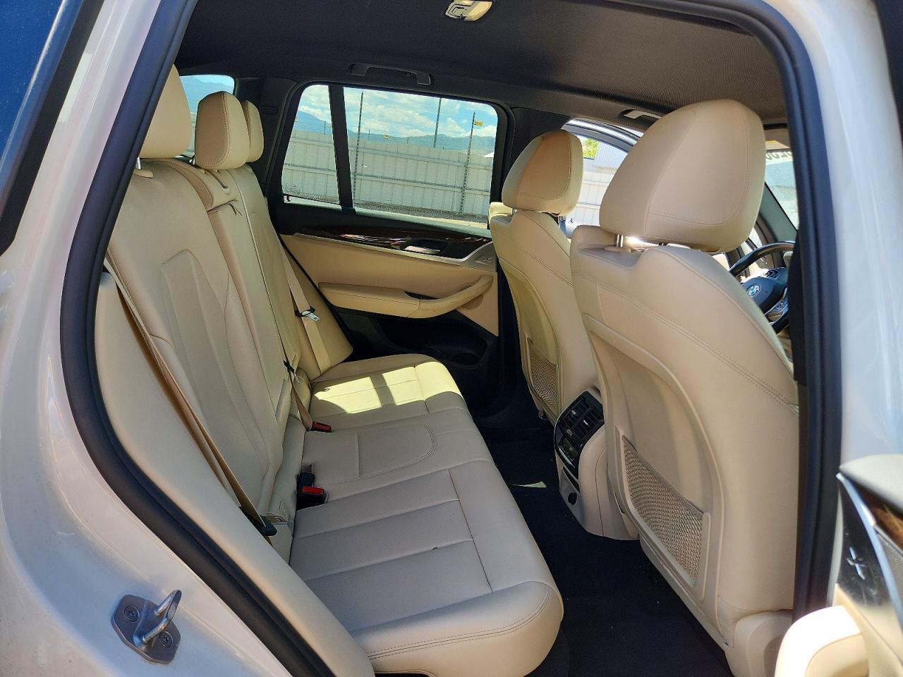 2018 BMW X3 xDrive30I - zdjęcie 10